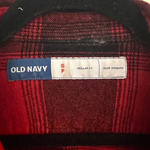 Old Navy Red and Black Plaid Flannel Shirt - Picture 2 of 3